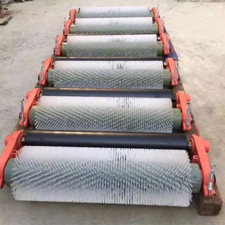 Ako rotácia s dvoma smermi odstraňuje lepkavé materiály o 50% rýchlejšie?